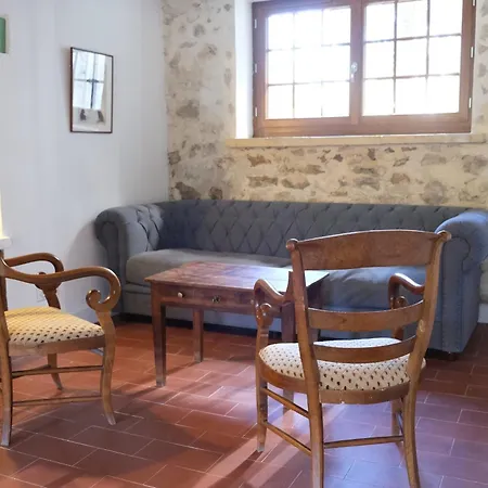 Typical Mas Provencal With Swimming Pool In A Small Hamlet Near In The Alpilles In Provence- 8 Persons *