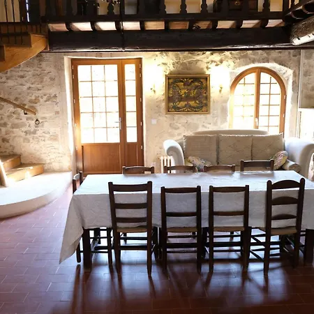Holiday home Typical Mas Provencal With Swimming Pool In A Small Hamlet Near In The Alpilles In Provence- 8 Persons